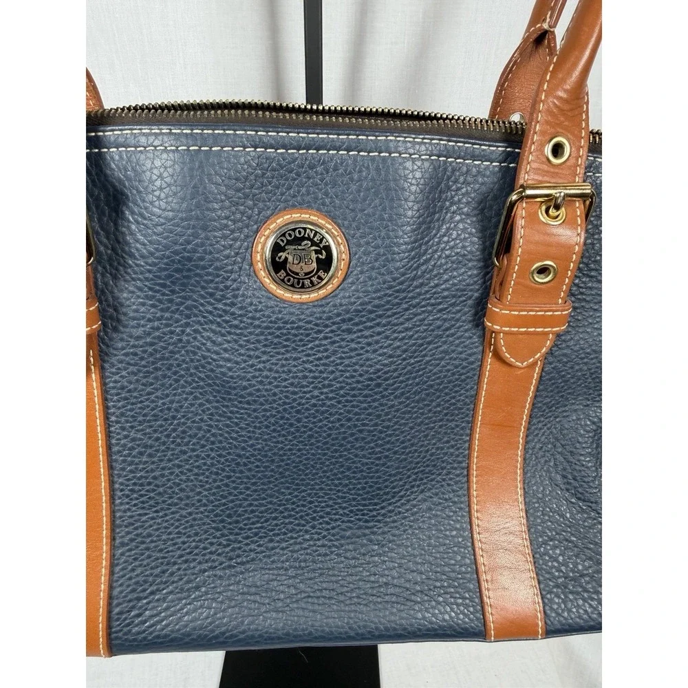 Dooney‎ & Bourke Pebbled Leather Domed Satchel Navy Tan Zip Shoulder Bag Luxury